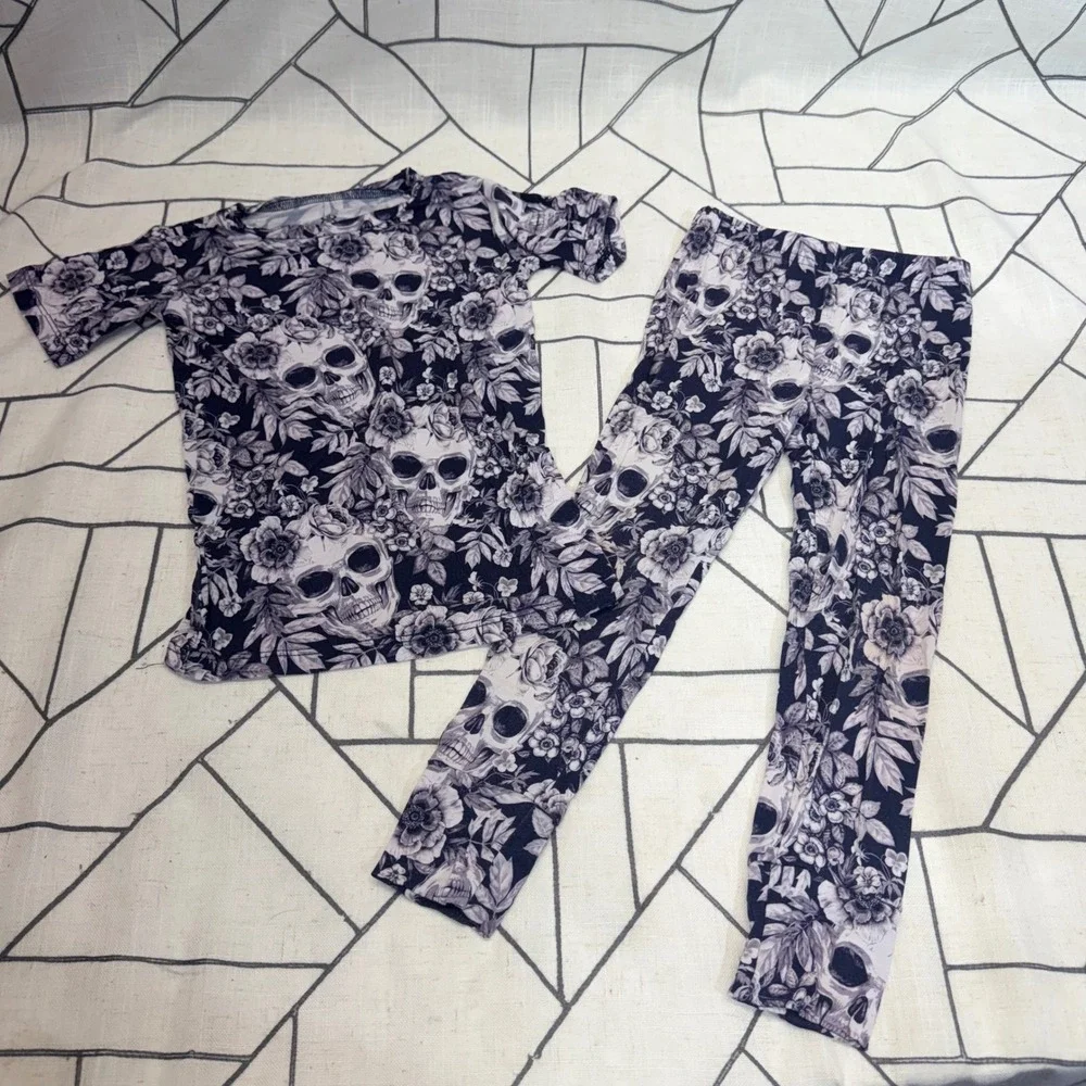 Bums & Roses‎ Pajama Set 4T Black White Floral Skull Bamboo Viscose PJ Set